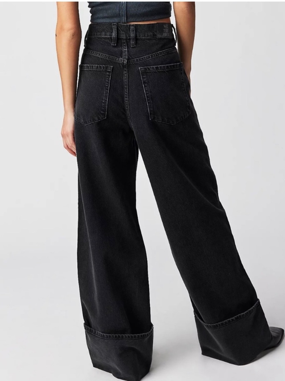 NWT Free People Final Countdown Black Low-Rise Wide Leg Jeans with Cuffed Hem - Picture 2 of 5